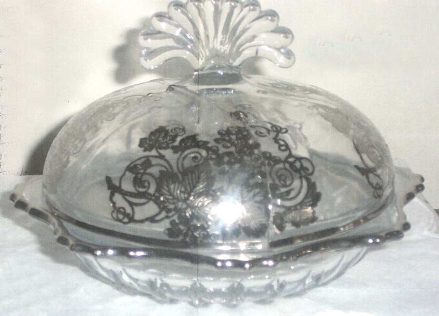 SCI11 Round Covered Butter by Silver City-1