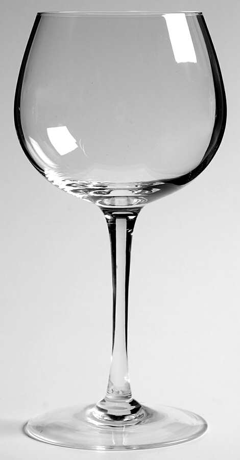 Newport Clear Water Goblet by Sasaki-1
