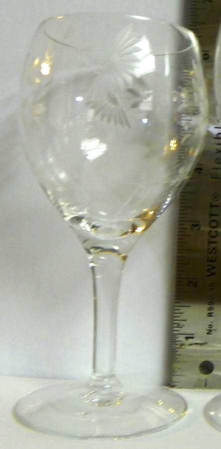 1350-8 Wine Glass by Seneca-1