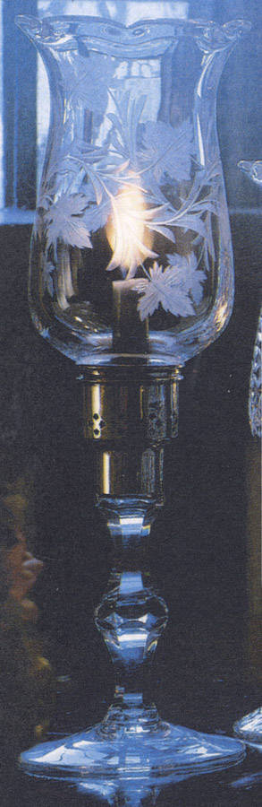 STU106 Hurricane Lamp & Globe by Stuart-1