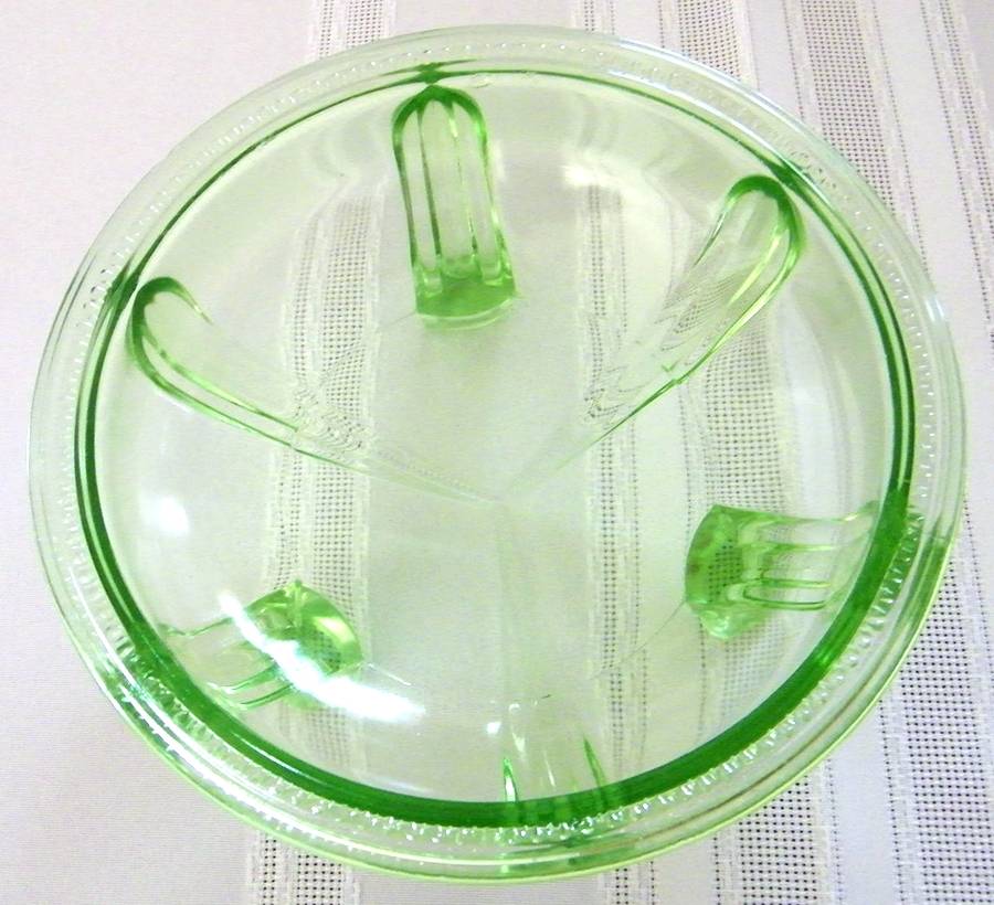 1022-Green 6" 3-Toed Footed Bowl by Smith Glass -1