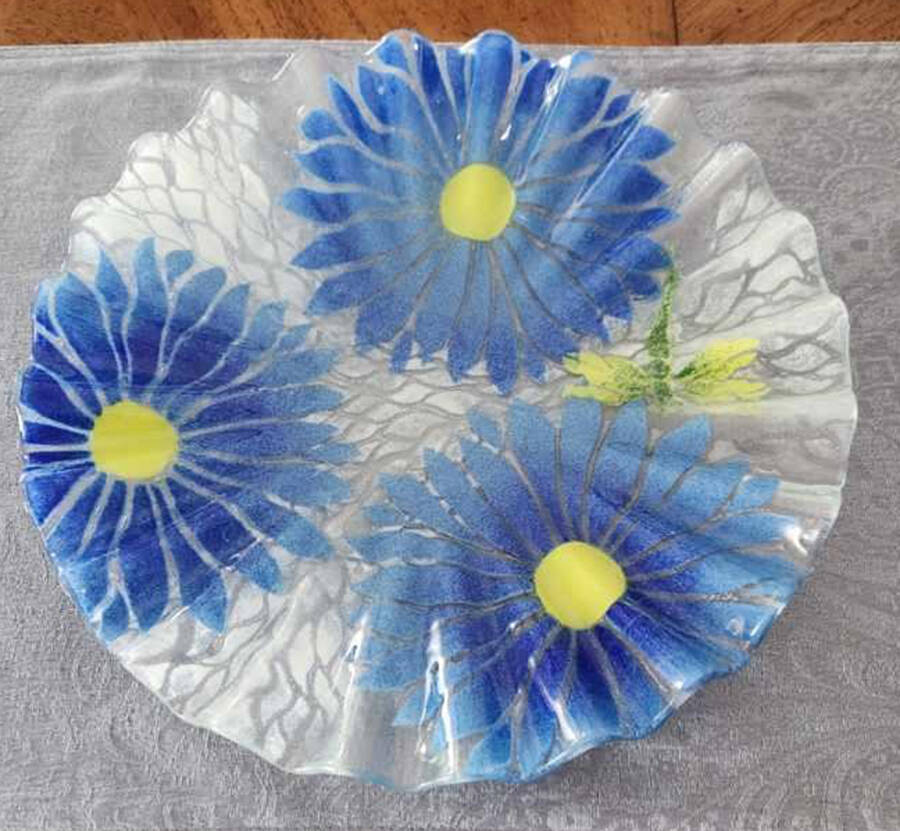 Art Glass 12" Ruffled Plate by Sydenstricker-1