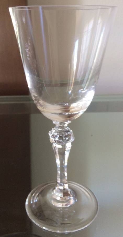 SS12 Wine Glass by Strauss Crystal-1