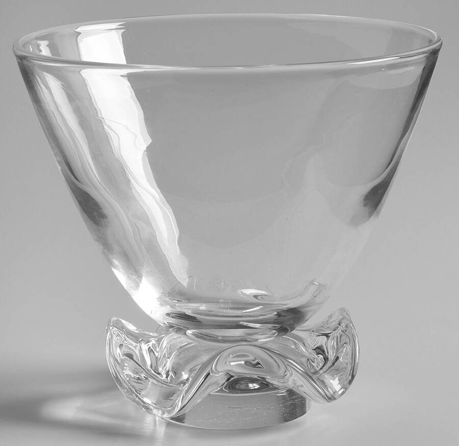 8085 Urn No Lid by Steuben-1