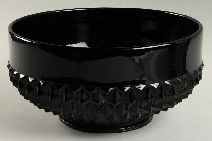 Cameo Black 10" Salad Bowl by Tiara-1