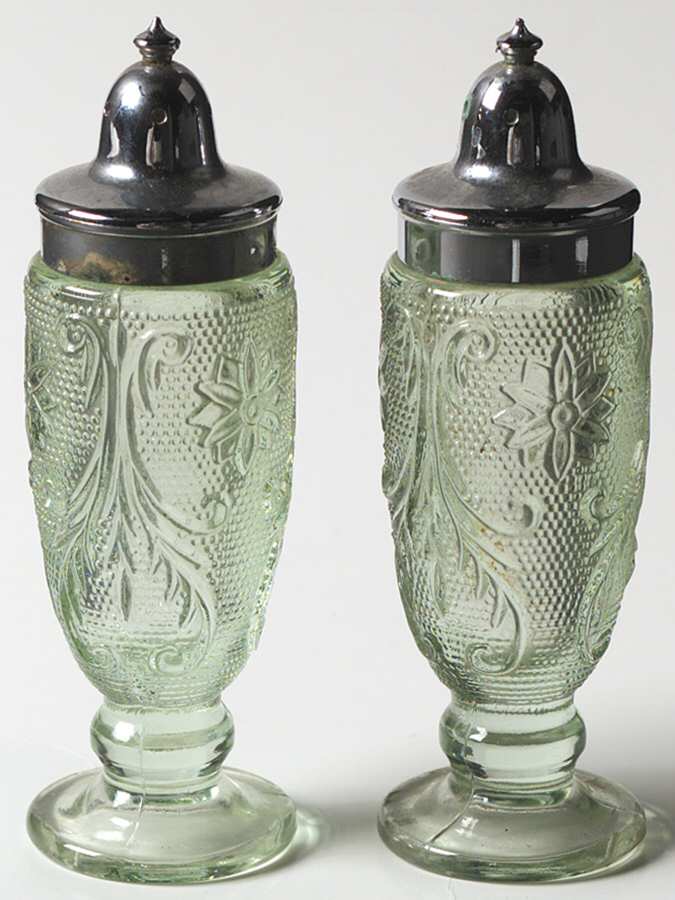 Sandwich Light Green (Chantilly Green) Footed Shaker Set & Plastic Lids by Tiara-1
