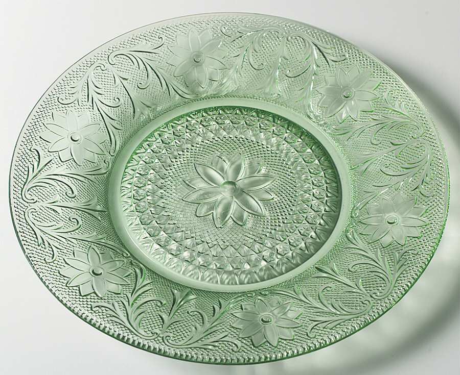 Sandwich Light Green (Chantilly Green) Dinner Plate by Tiara-1