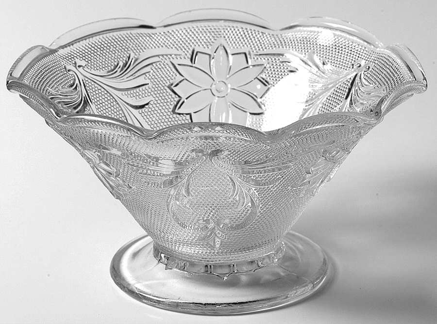 Sandwich Clear 3" Crimped Vase by Tiara-1