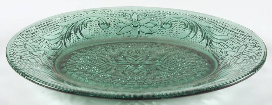 Sandwich Spruce Green(Collection) 8" Oval Tray by Tiara-1