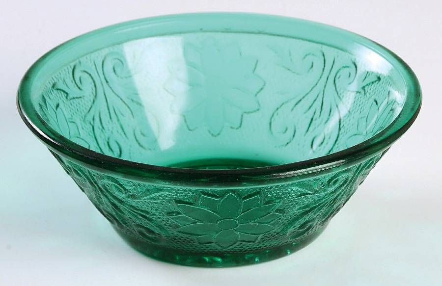 Sandwich Spruce Green(Collection) 4" Small Fruit/Dessert Bowl by Tiara-1