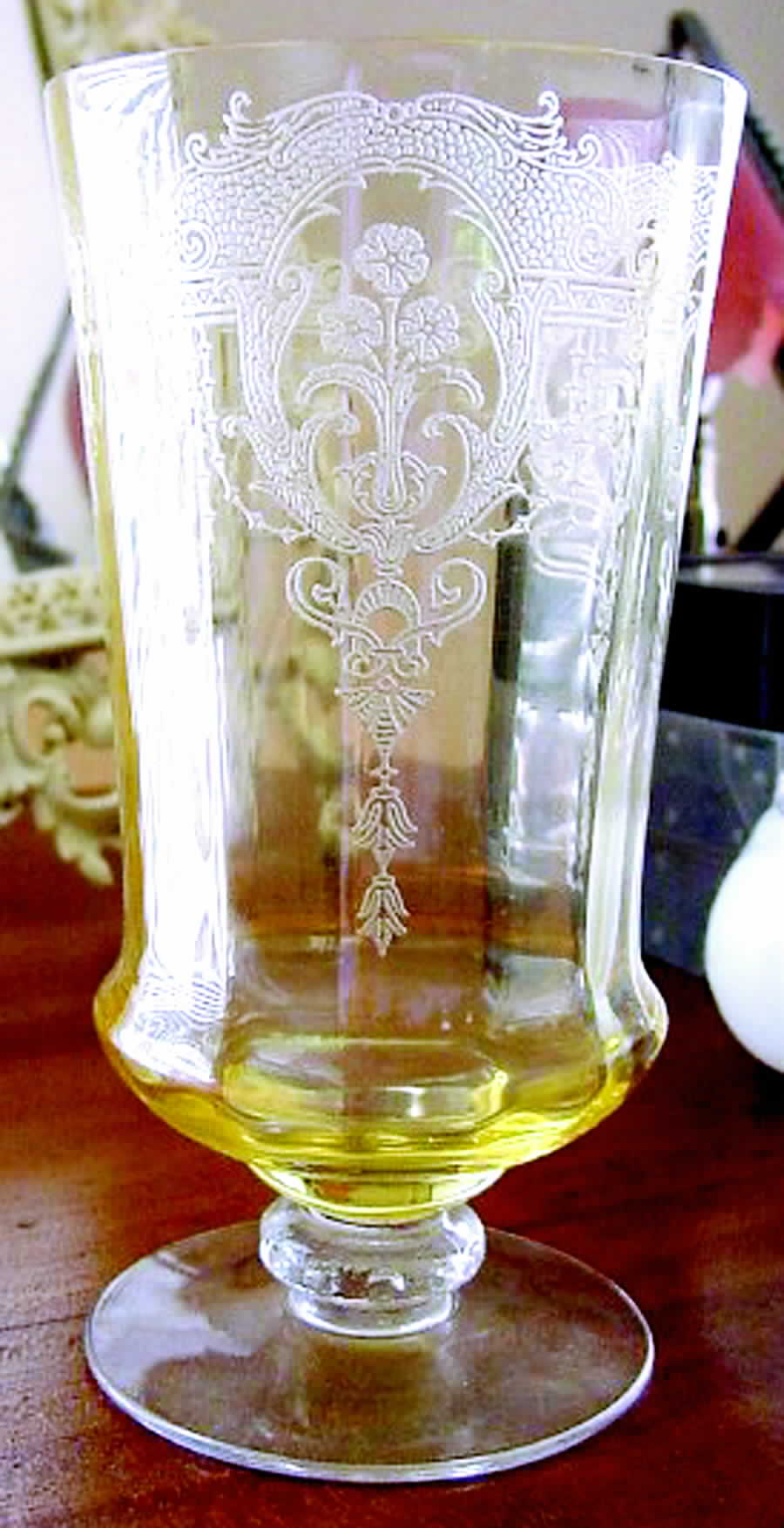 Alhambra Amber Iced Tea by Tiffin-Franciscan-1