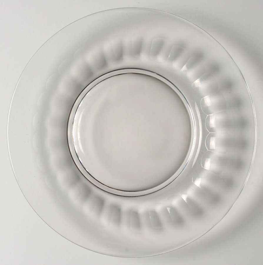 Astral Luncheon Plate by Tiffin-Franciscan-1