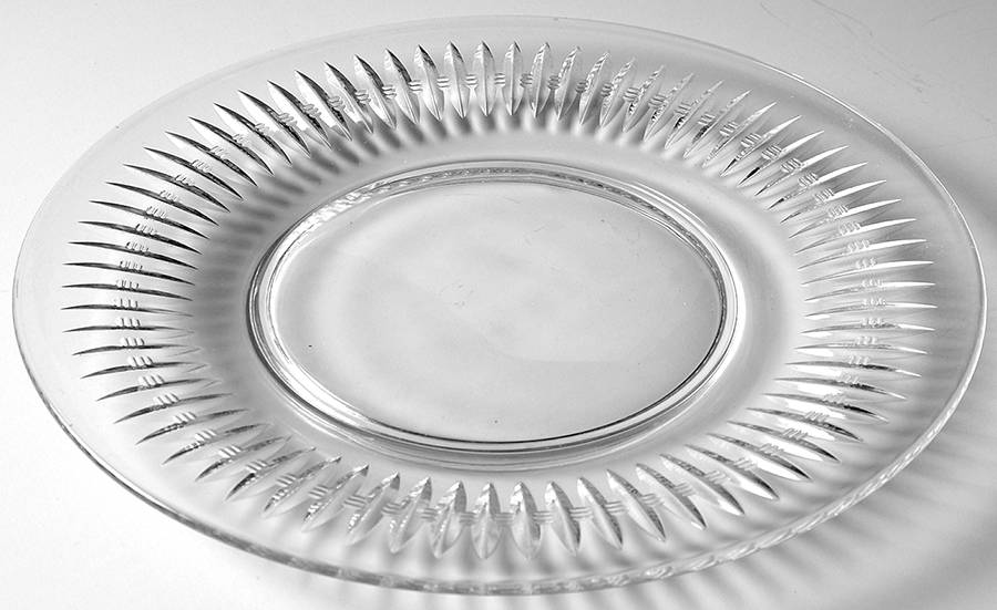 Brighton Luncheon Plate by Tiffin-Franciscan-1