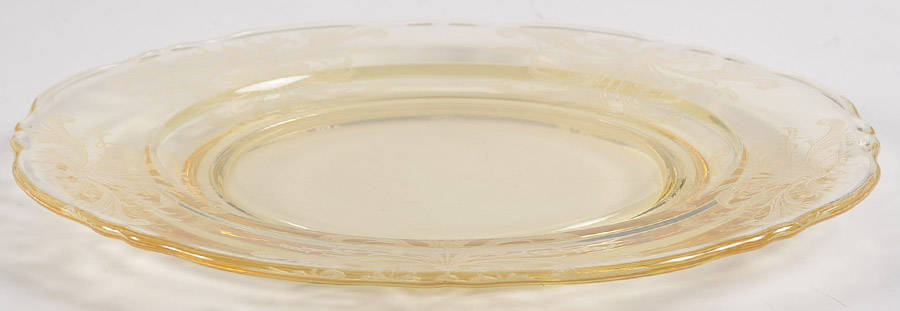 Byzantine Mandarin Scalloped Plate by Tiffin-Franciscan-1
