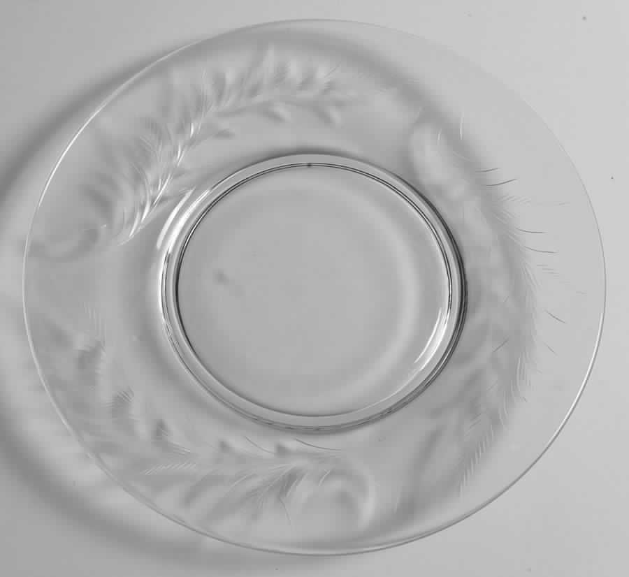 Calais Luncheon Plate by Tiffin-Franciscan-1