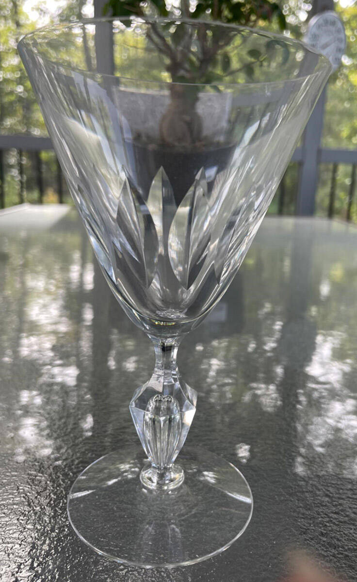 Capri Wine Glass by Tiffin-Franciscan-1