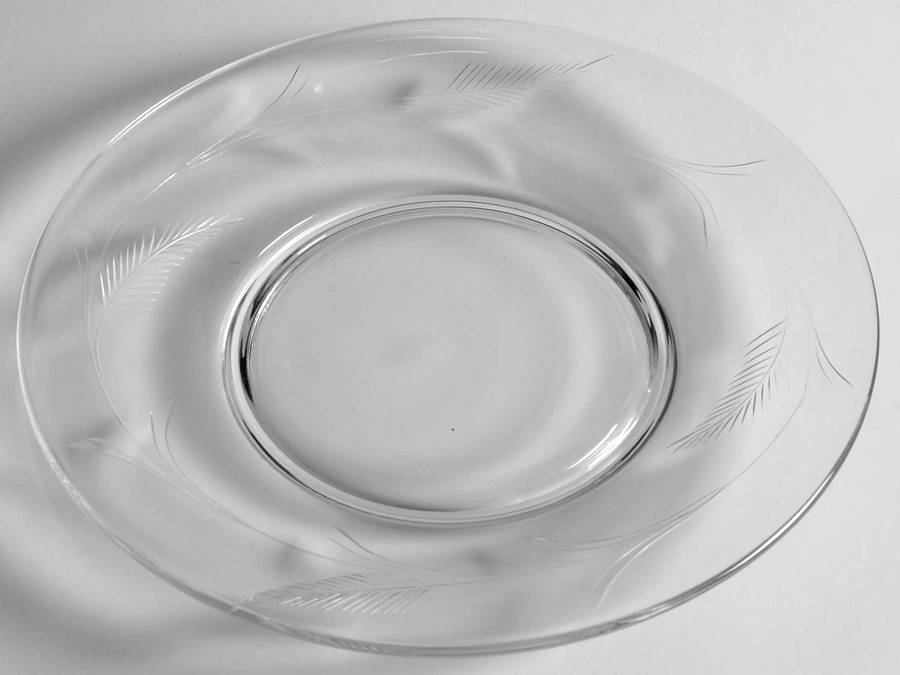 Charm Luncheon Plate by Tiffin-Franciscan-1