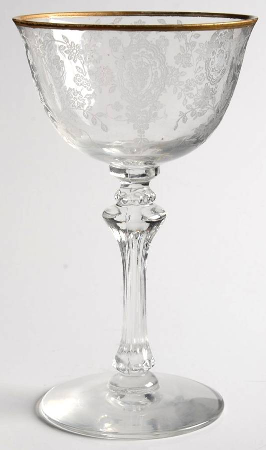 Cherry Laurel Liquor Cocktail by Tiffin-Franciscan-1
