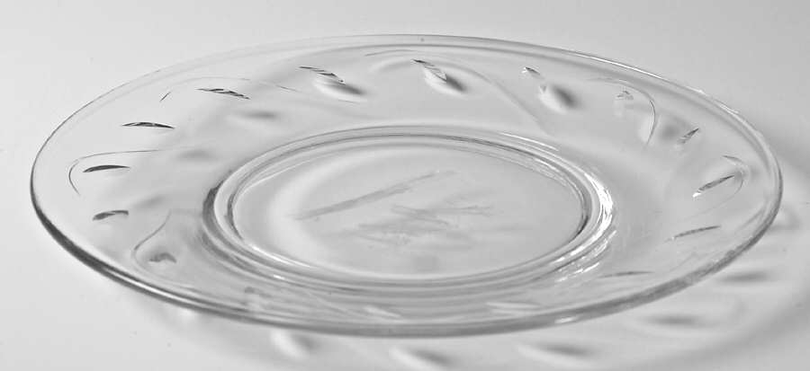 Daphne Luncheon Plate by Tiffin-Franciscan-1