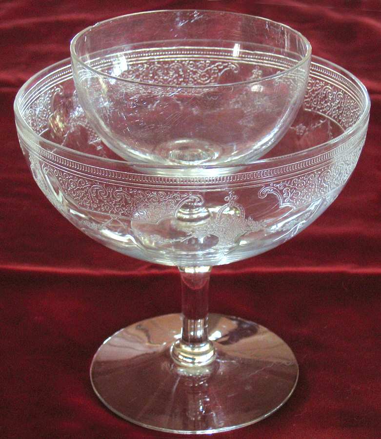 Elinor (Etched) Grapefruit and Liner by Tiffin-Franciscan-1