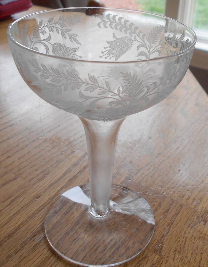 Fuchsia (Etched) Tall Hollow Stem Champagne by Tiffin-Franciscan-1