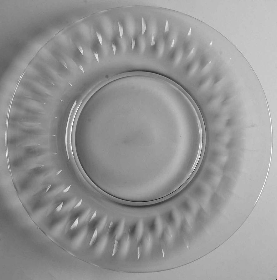 Larue Luncheon Plate by Tiffin-Franciscan-1