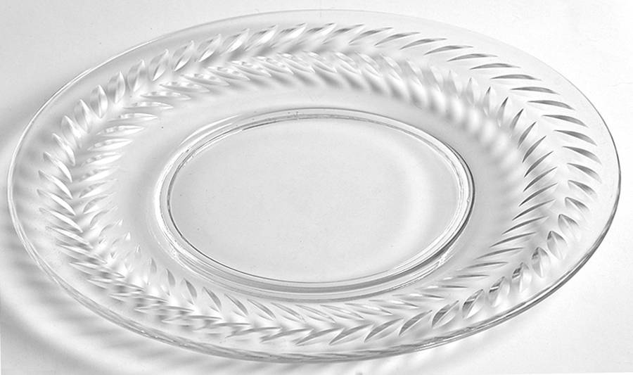 Laurel Wreath Luncheon Plate by Tiffin-Franciscan-1