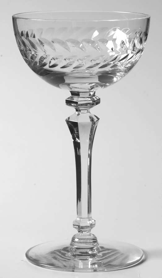 Laurel Wreath Liquor Cocktail by Tiffin-Franciscan-1