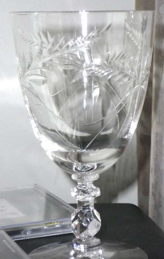 Lehua Low Water Goblet by Tiffin-Franciscan-1