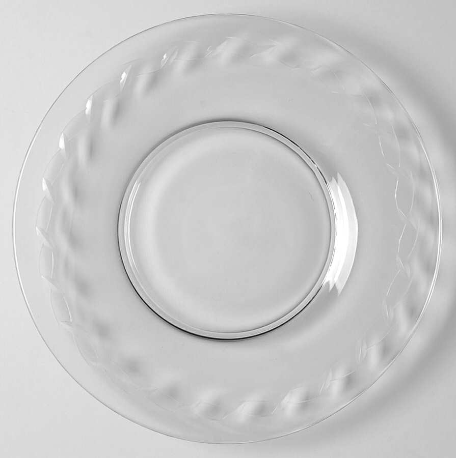 Lucerne Luncheon Plate by Tiffin-Franciscan-1