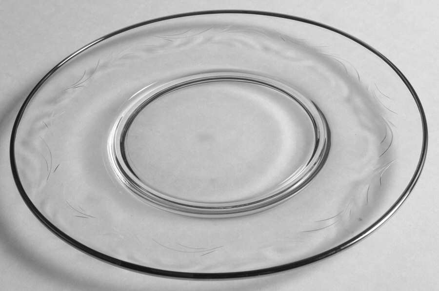 Lyndley (Platinum Trim) Luncheon Plate by Tiffin-Franciscan-1