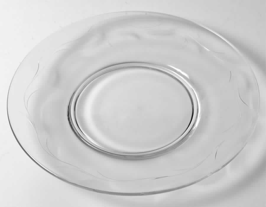 Mona Luncheon Plate by Tiffin-Franciscan-1