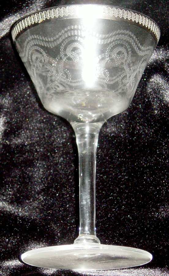 NE907 Liquor Cocktail by Tiffin-Franciscan-1