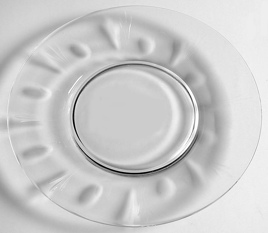 Seventeen Luncheon Plate by Tiffin-Franciscan-1