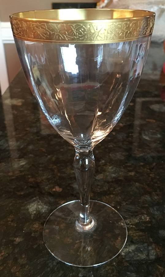 Special Leaf Water Goblet by Tiffin-Franciscan-1