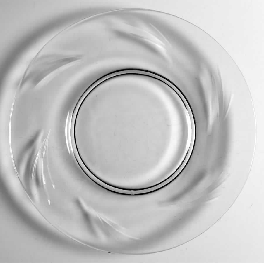 Swirl Luncheon Plate by Tiffin-Franciscan-1