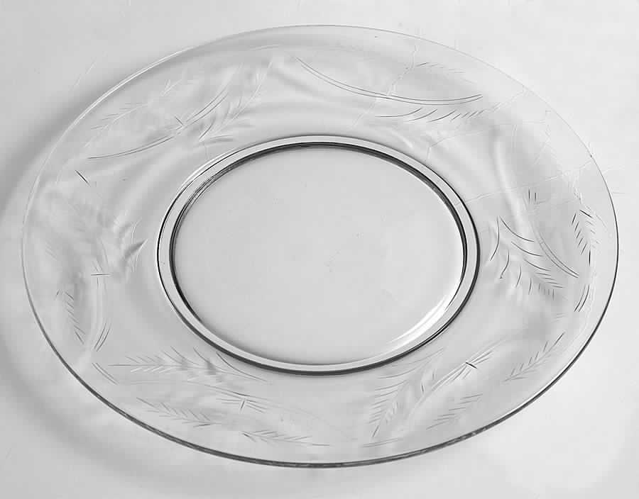 True Love Luncheon Plate by Tiffin-Franciscan-1