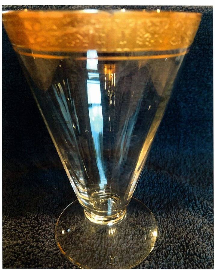 Valencia Clear (Gold Encrusted) 10 Oz Footed Tumbler by Tiffin-Franciscan-1