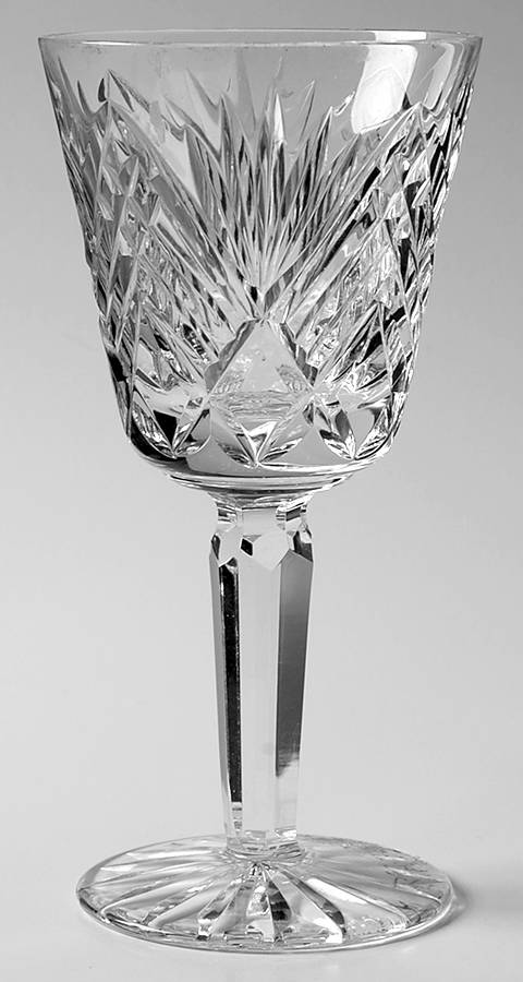 Slievenamon Wine Glass by Tipperary-1