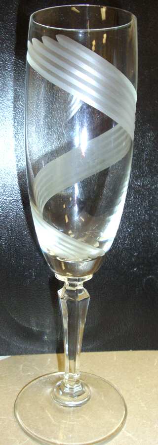 Sutton Fluted Champagne by Toscany-1