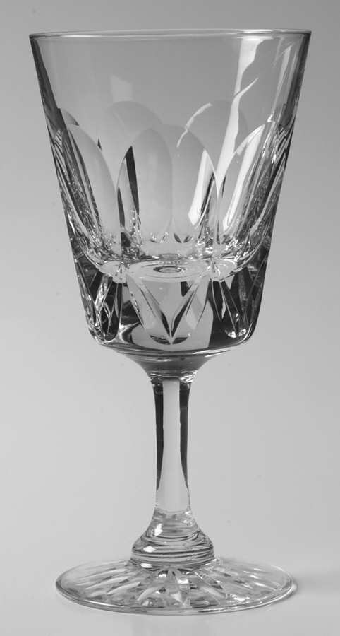 Frobisher Claret Wine by Tudor-1