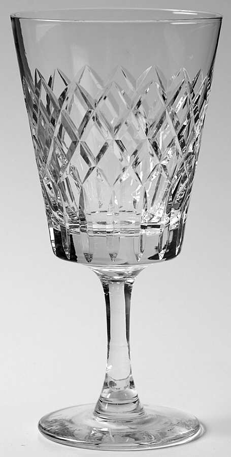 Latimer Wine Glass by Tudor-1