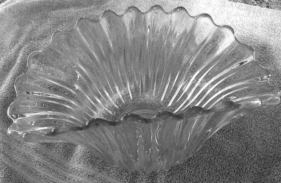 Charleston Oval Bowl by Tiffin-Franciscan-1