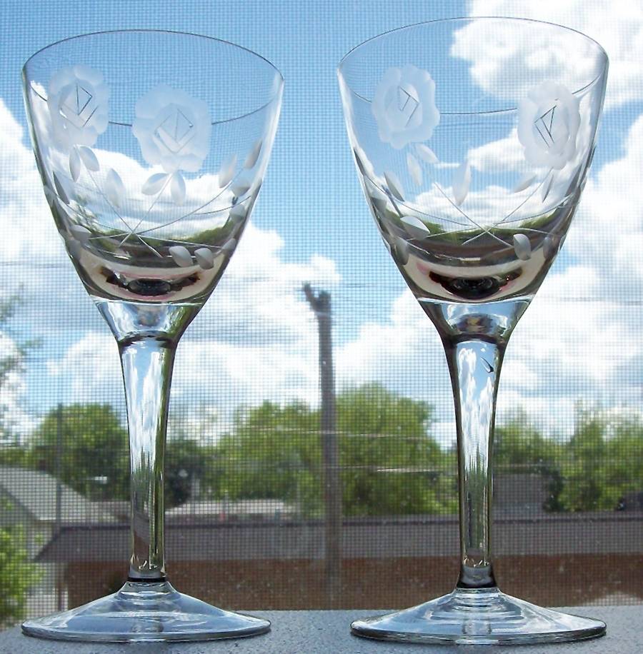 Rememberance Cordial Glass by Toscany-1