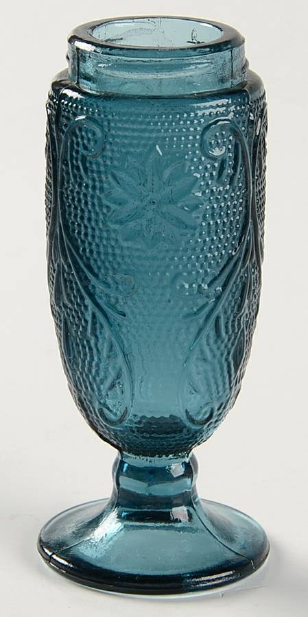 Sandwich Colonial Blue (Bi-Centennial Blue) Footed Shaker No Metal Lid by Tiara-1