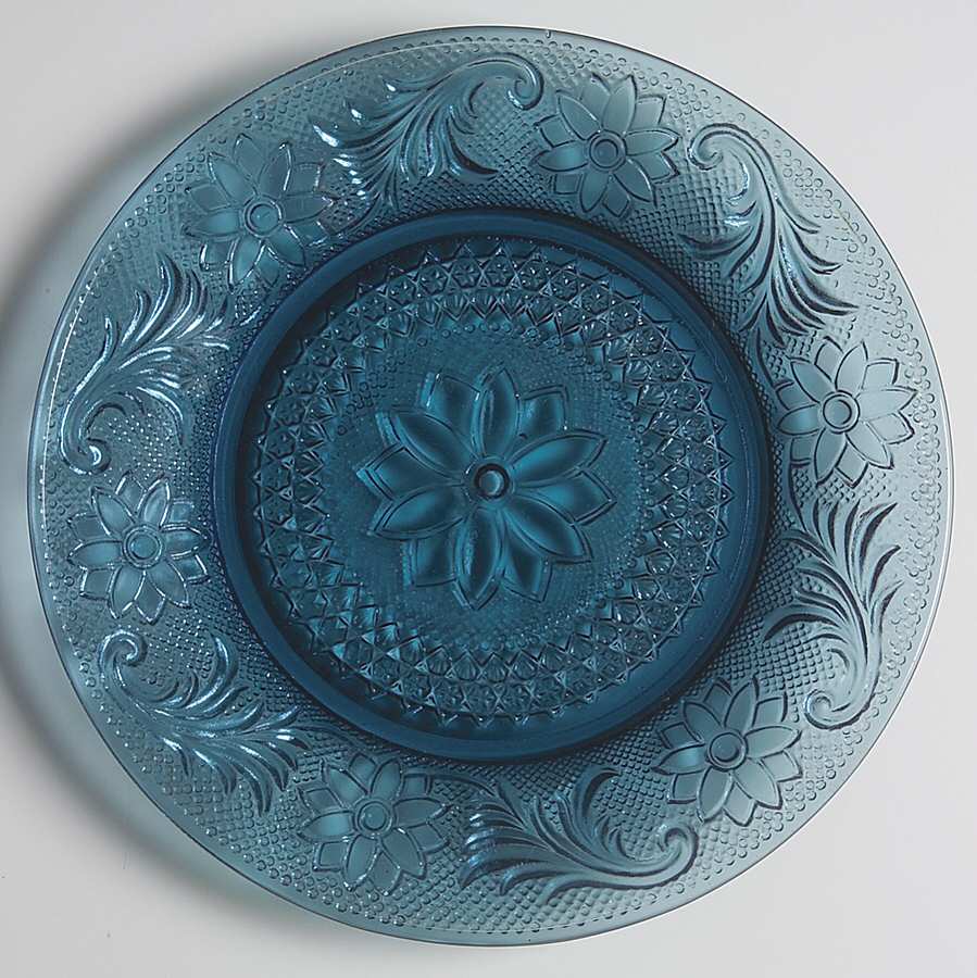 Sandwich Colonial Blue (Bi-Centennial Blue) Salad Plate by Tiara-1