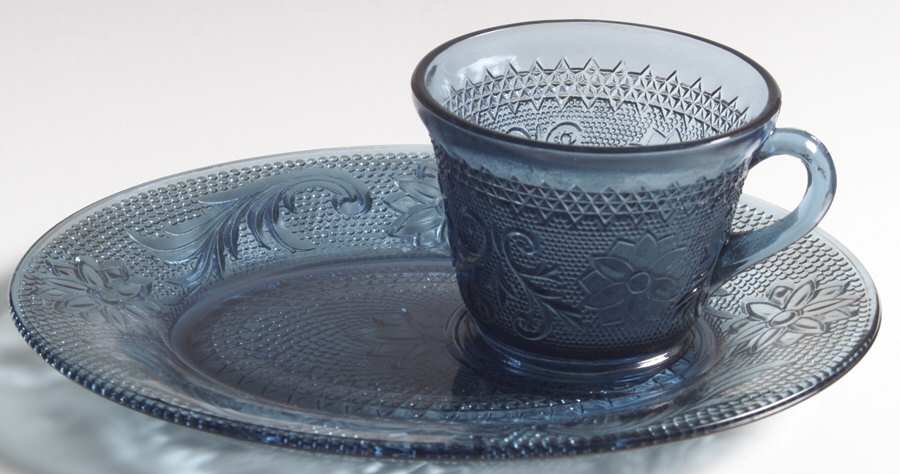Sandwich Colonial Blue (Bi-Centennial Blue) Snack Plate & Cup Set by Tiara-1