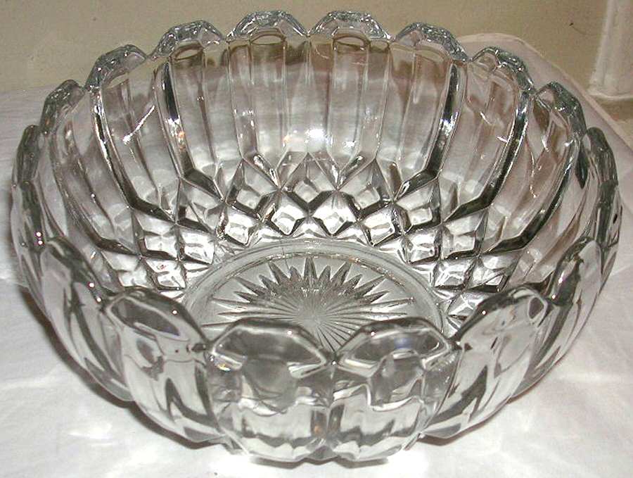Betsy Ross Clear 9" Round Bowl by Tiffin-Franciscan-1