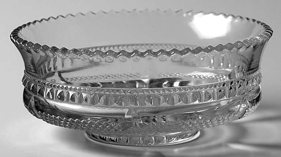 Harvard Small Fruit Dessert Bowl by Tarentum-1