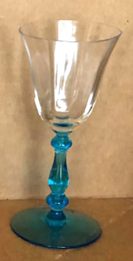 15001 Blue Wine Glass by Tiffin-Franciscan-1